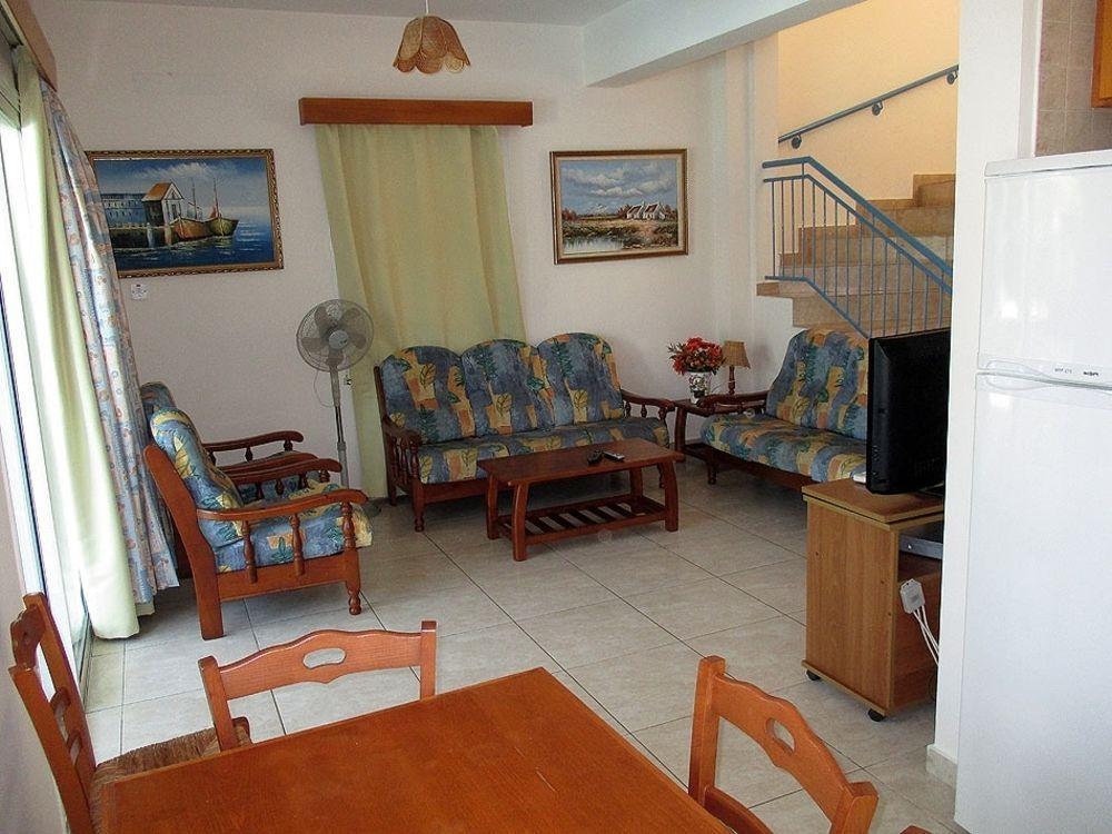 Rododafni Villas Hlóraka Kültér fotó